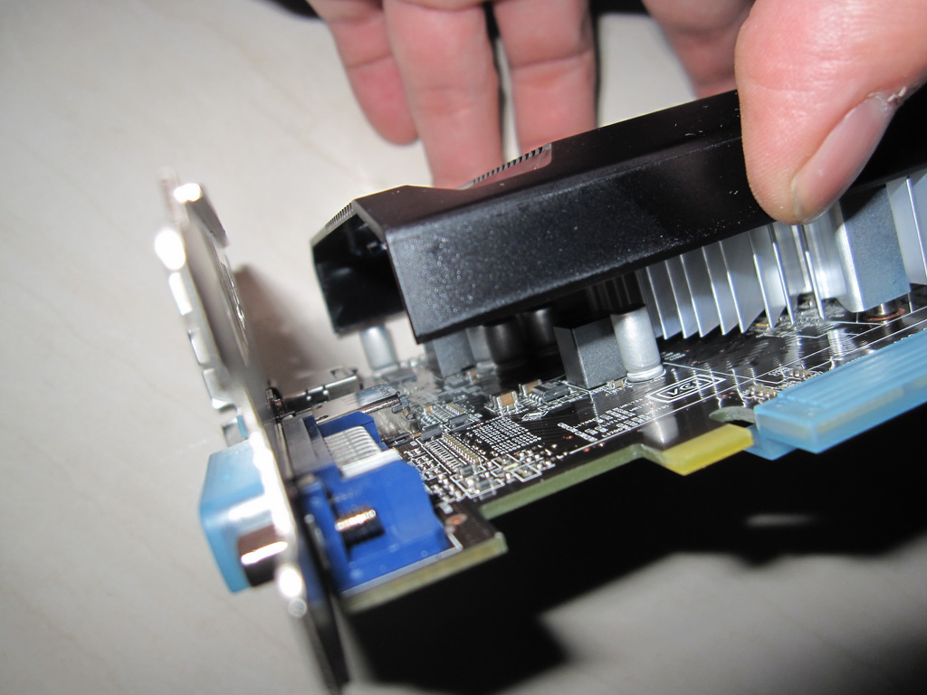 MSI-Radeon-HD-7730-6